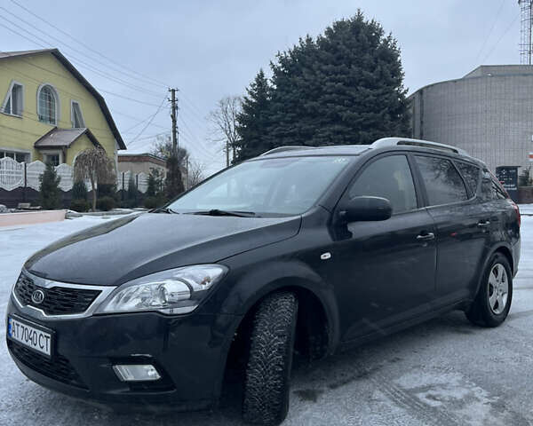 Черный Киа Сид, объемом двигателя 1.4 л и пробегом 135 тыс. км за 6000 $, фото 7 на Automoto.ua