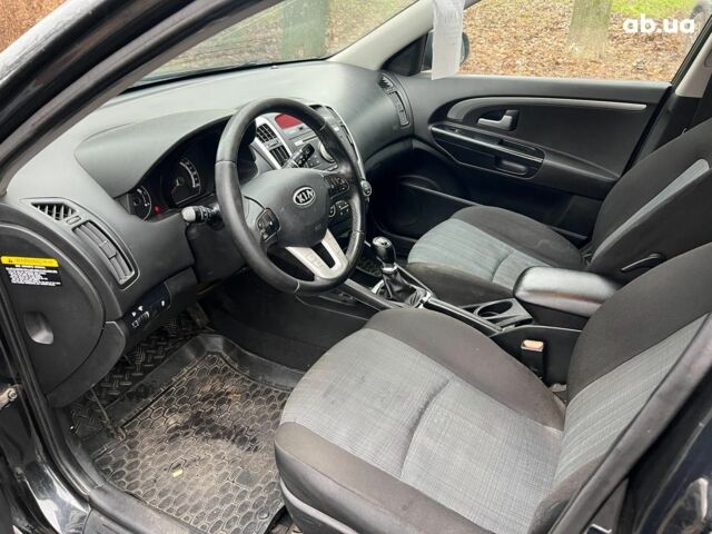 Черный Киа Сид, объемом двигателя 1.6 л и пробегом 198 тыс. км за 6790 $, фото 9 на Automoto.ua