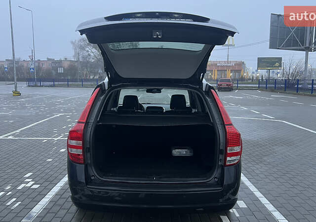 Черный Киа Сид, объемом двигателя 1.6 л и пробегом 283 тыс. км за 8200 $, фото 8 на Automoto.ua