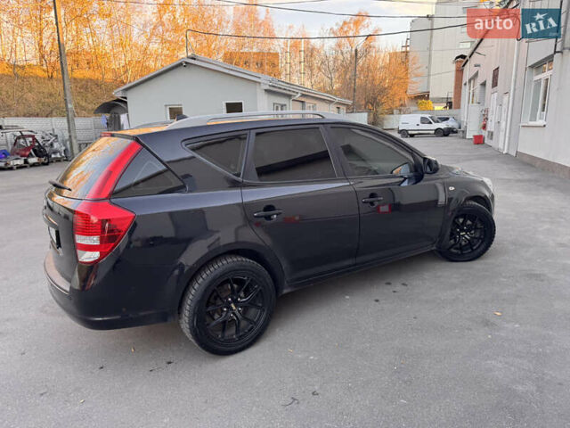 Черный Киа Сид, объемом двигателя 1.6 л и пробегом 270 тыс. км за 8500 $, фото 3 на Automoto.ua