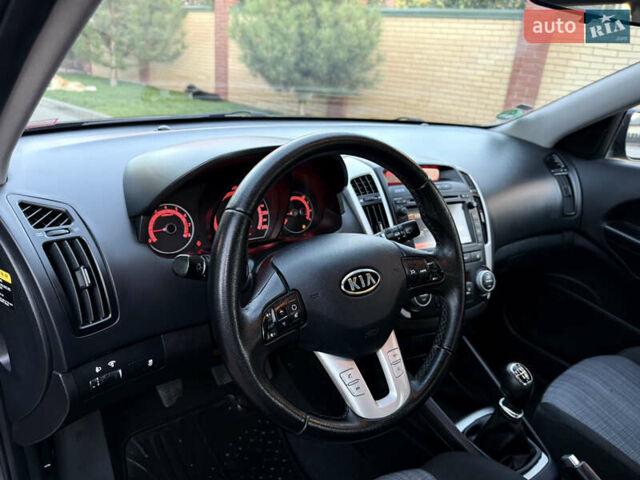 Черный Киа Сид, объемом двигателя 0 л и пробегом 173 тыс. км за 7299 $, фото 52 на Automoto.ua