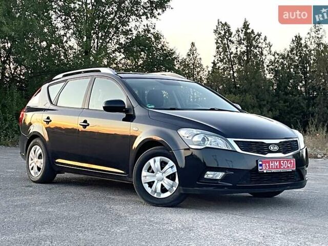 Черный Киа Сид, объемом двигателя 1.4 л и пробегом 181 тыс. км за 7700 $, фото 13 на Automoto.ua