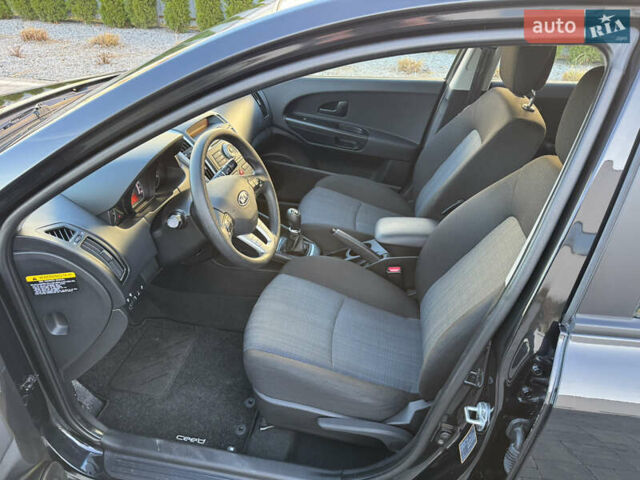 Черный Киа Сид, объемом двигателя 0 л и пробегом 196 тыс. км за 8200 $, фото 27 на Automoto.ua