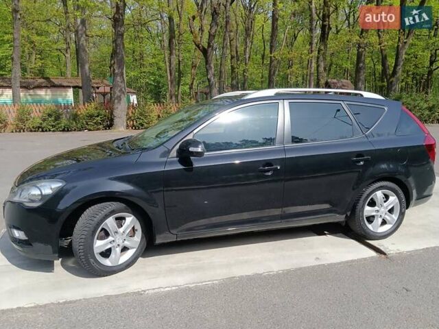 Черный Киа Сид, объемом двигателя 1.59 л и пробегом 280 тыс. км за 7800 $, фото 5 на Automoto.ua