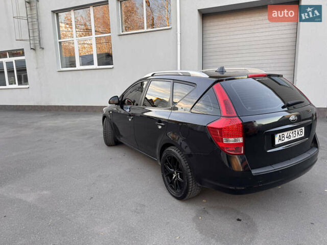 Черный Киа Сид, объемом двигателя 1.6 л и пробегом 270 тыс. км за 8500 $, фото 5 на Automoto.ua