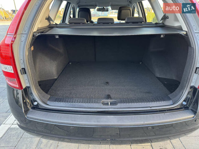 Чорний Кіа Сід, об'ємом двигуна 1.6 л та пробігом 196 тис. км за 7999 $, фото 32 на Automoto.ua