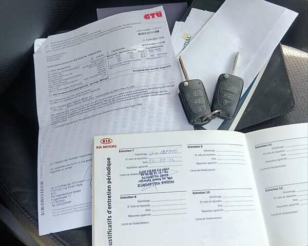 Черный Киа Сид, объемом двигателя 1.59 л и пробегом 280 тыс. км за 7800 $, фото 1 на Automoto.ua