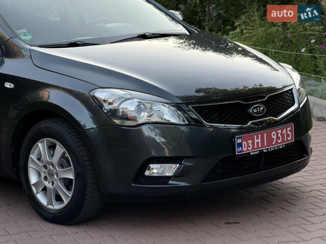 Черный Киа Сид, объемом двигателя 0 л и пробегом 173 тыс. км за 7299 $, фото 31 на Automoto.ua