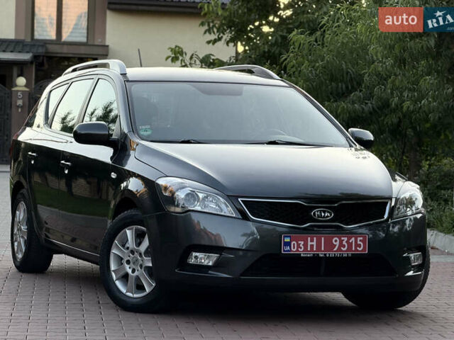 Черный Киа Сид, объемом двигателя 0 л и пробегом 173 тыс. км за 7299 $, фото 4 на Automoto.ua