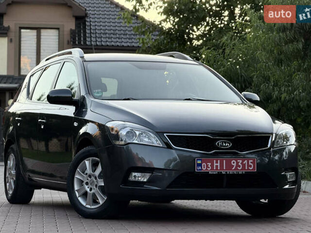 Черный Киа Сид, объемом двигателя 0 л и пробегом 173 тыс. км за 7299 $, фото 3 на Automoto.ua