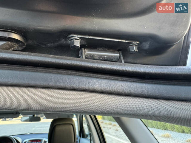 Чорний Кіа Сід, об'ємом двигуна 1.6 л та пробігом 196 тис. км за 7999 $, фото 27 на Automoto.ua