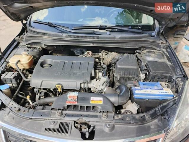 Чорний Кіа Сід, об'ємом двигуна 1.58 л та пробігом 365 тис. км за 6200 $, фото 10 на Automoto.ua