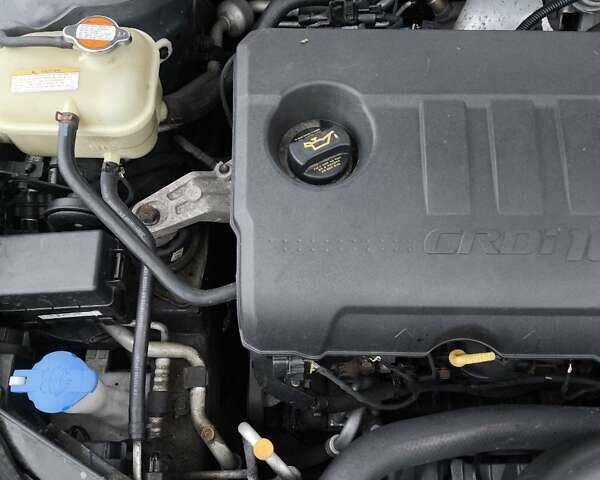 Черный Киа Сид, объемом двигателя 1.6 л и пробегом 224 тыс. км за 7800 $, фото 21 на Automoto.ua