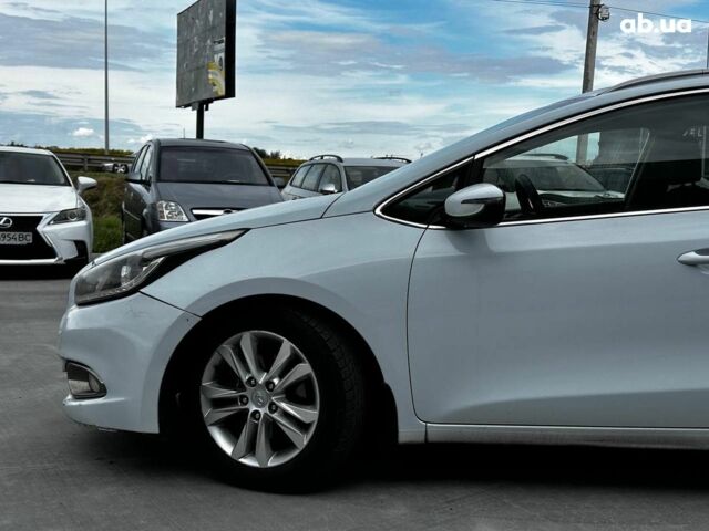 Чорний Кіа Сід, об'ємом двигуна 1.6 л та пробігом 250 тис. км за 5590 $, фото 2 на Automoto.ua