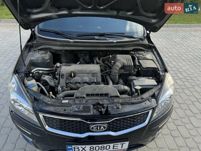 Черный Киа Сид, объемом двигателя 1.4 л и пробегом 185 тыс. км за 5599 $, фото 4 на Automoto.ua