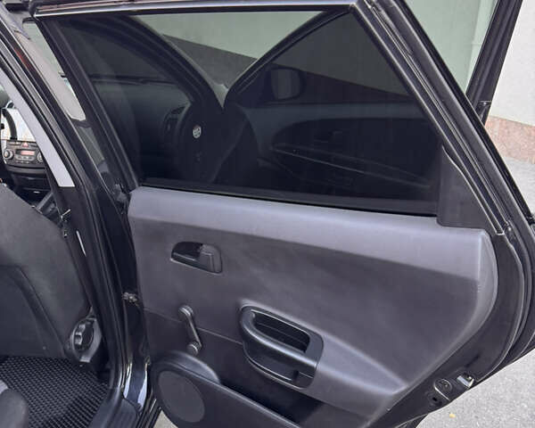 Черный Киа Сид, объемом двигателя 1.6 л и пробегом 270 тыс. км за 8500 $, фото 11 на Automoto.ua