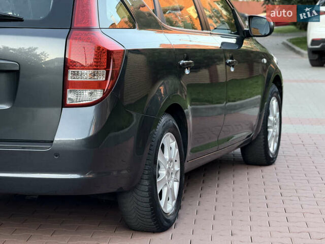 Черный Киа Сид, объемом двигателя 0 л и пробегом 173 тыс. км за 7299 $, фото 49 на Automoto.ua
