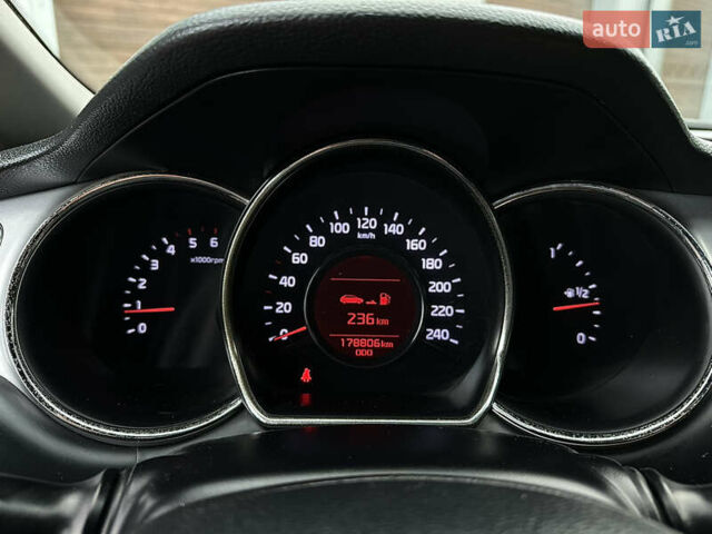 Черный Киа Сид, объемом двигателя 1.6 л и пробегом 178 тыс. км за 8950 $, фото 24 на Automoto.ua