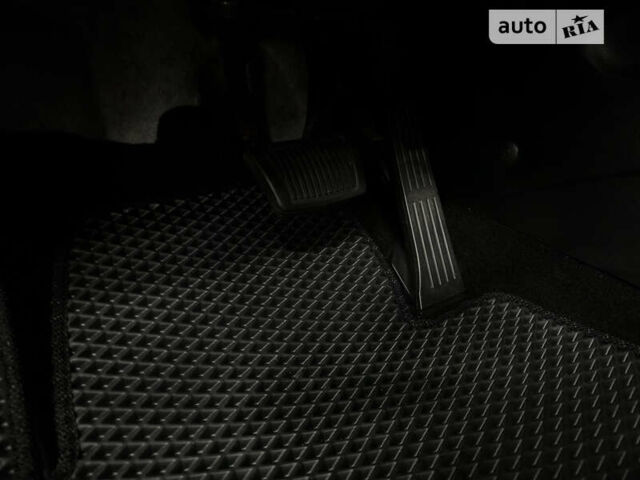 Черный Киа Сид, объемом двигателя 1.6 л и пробегом 120 тыс. км за 10000 $, фото 20 на Automoto.ua