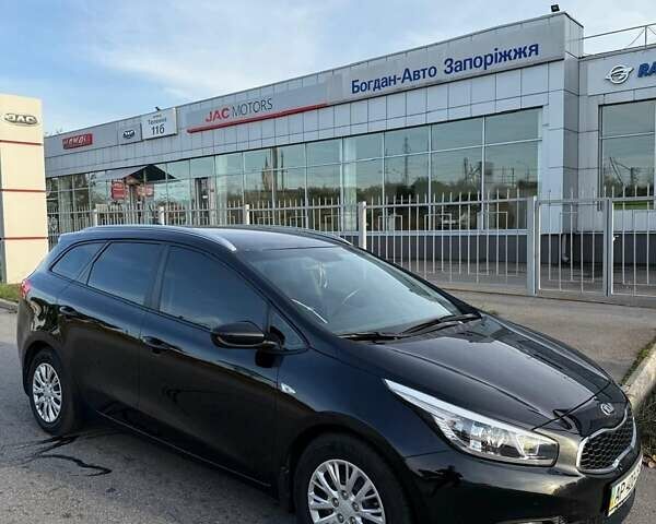 Кіа Сід 2013 у Запоріжжя на Automoto.ua Чорний Кіа Сід, об'ємом двигуна 1.6 л та пробігом 62 тис. км за 11000 $, фото 2 на Automoto.ua