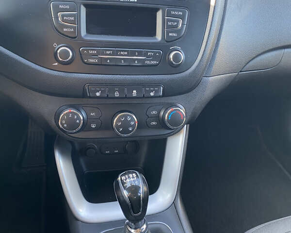 Черный Киа Сид, объемом двигателя 1.6 л и пробегом 270 тыс. км за 8755 $, фото 9 на Automoto.ua