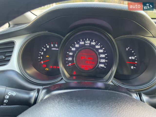 Черный Киа Сид, объемом двигателя 1.6 л и пробегом 241 тыс. км за 7950 $, фото 6 на Automoto.ua