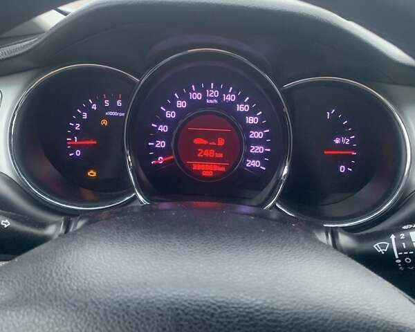 Черный Киа Сид, объемом двигателя 1.58 л и пробегом 340 тыс. км за 8200 $, фото 8 на Automoto.ua