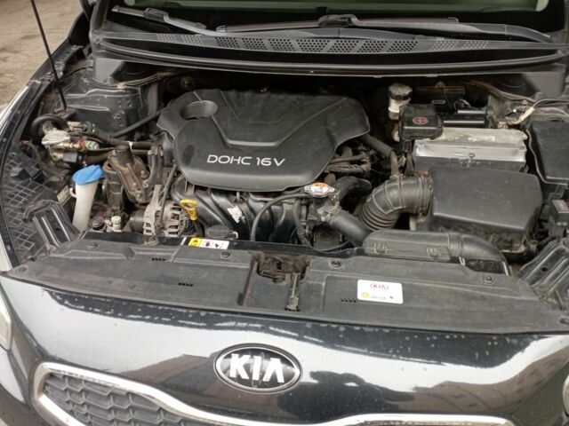 Чорний Кіа Сід, об'ємом двигуна 0 л та пробігом 135 тис. км за 8700 $, фото 5 на Automoto.ua