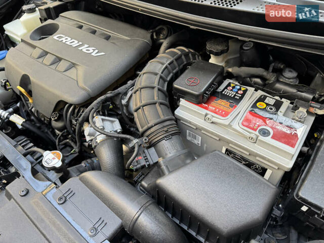 Чорний Кіа Сід, об'ємом двигуна 1.6 л та пробігом 178 тис. км за 8200 $, фото 57 на Automoto.ua