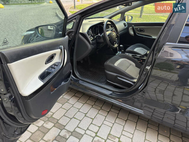 Чорний Кіа Сід, об'ємом двигуна 1.6 л та пробігом 178 тис. км за 8200 $, фото 37 на Automoto.ua