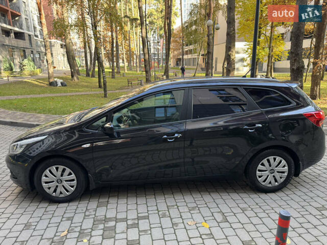 Чорний Кіа Сід, об'ємом двигуна 1.6 л та пробігом 178 тис. км за 8200 $, фото 2 на Automoto.ua