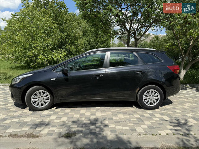 Черный Киа Сид, объемом двигателя 1.58 л и пробегом 200 тыс. км за 9200 $, фото 7 на Automoto.ua