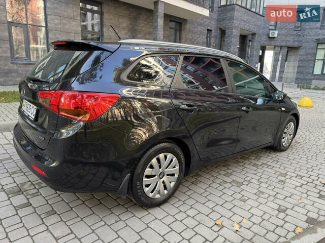Чорний Кіа Сід, об'ємом двигуна 1.6 л та пробігом 178 тис. км за 8200 $, фото 7 на Automoto.ua