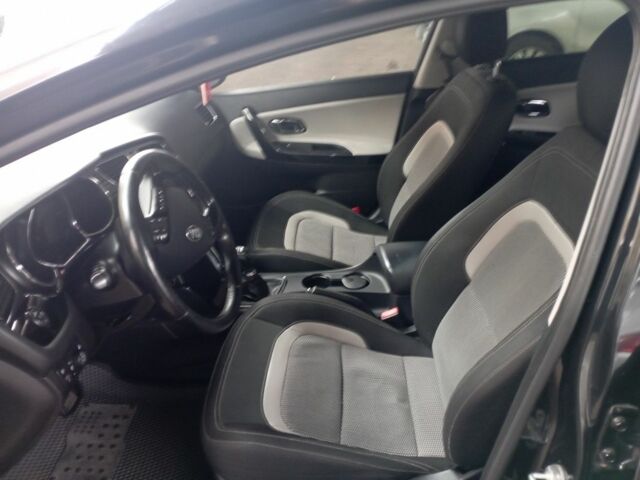 Чорний Кіа Сід, об'ємом двигуна 0 л та пробігом 135 тис. км за 8700 $, фото 9 на Automoto.ua