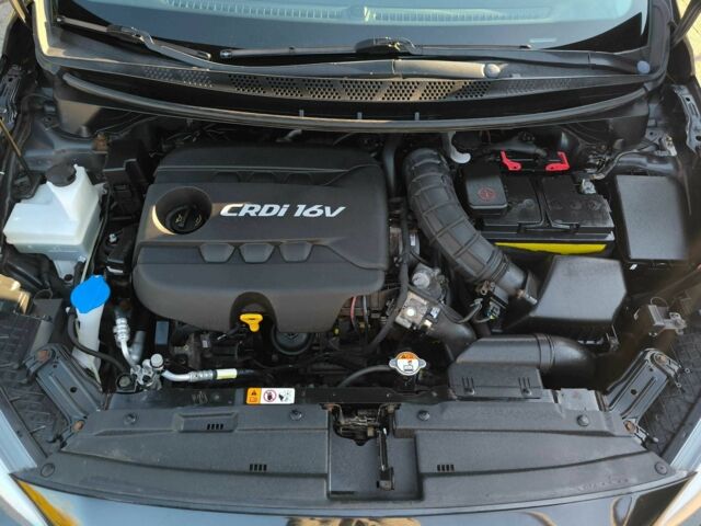 Киа Сид 2013 в Киеве на Automoto.ua Черный Киа Сид, объемом двигателя 1.4 л и пробегом 238 тыс. км за 4498 $, фото 9 на Automoto.ua