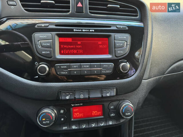 Чорний Кіа Сід, об'ємом двигуна 1.6 л та пробігом 178 тис. км за 8200 $, фото 52 на Automoto.ua