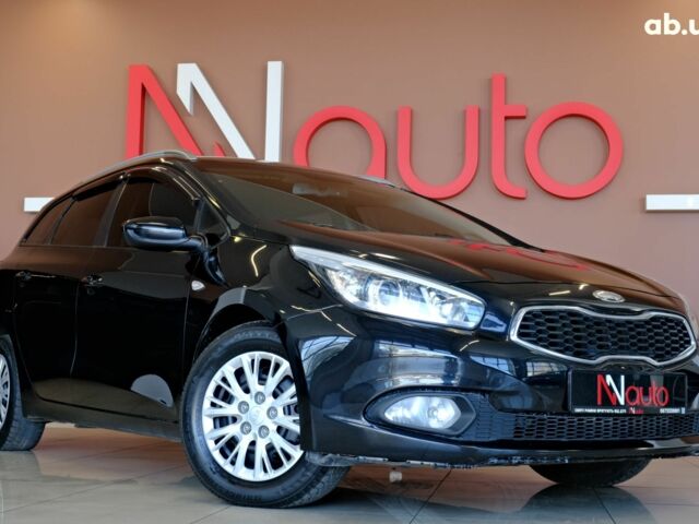 Черный Киа Сид, объемом двигателя 1.6 л и пробегом 150 тыс. км за 8900 $, фото 3 на Automoto.ua