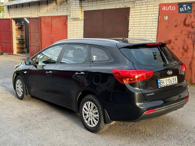 Черный Киа Сид, объемом двигателя 1.58 л и пробегом 170 тыс. км за 9950 $, фото 1 на Automoto.ua