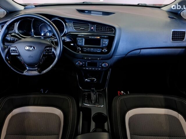 Черный Киа Сид, объемом двигателя 1.6 л и пробегом 150 тыс. км за 8900 $, фото 6 на Automoto.ua