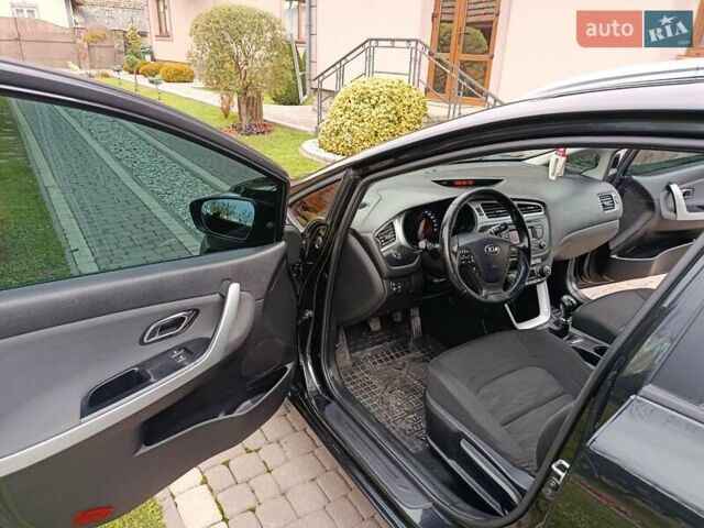 Кіа Сід 2015 у Коломые на Automoto.ua Чорний Кіа Сід, об'ємом двигуна 1.58 л та пробігом 145 тис. км за 9450 $, фото 10 на Automoto.ua
