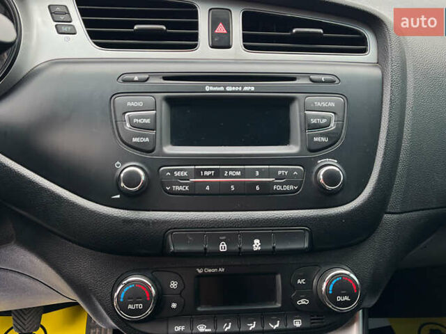 Черный Киа Сид, объемом двигателя 1.58 л и пробегом 147 тыс. км за 9600 $, фото 9 на Automoto.ua