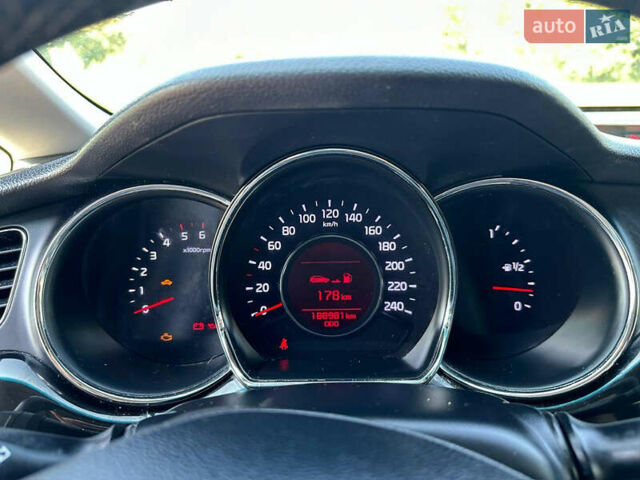 Черный Киа Сид, объемом двигателя 1.6 л и пробегом 189 тыс. км за 9999 $, фото 8 на Automoto.ua