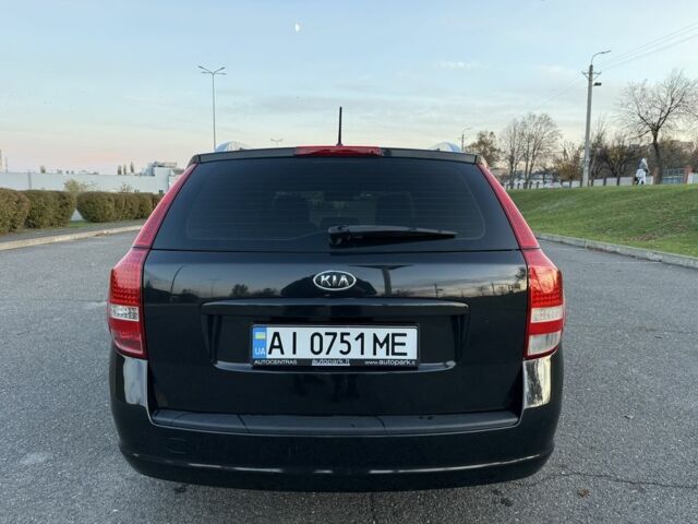 Кіа Сід 2015 у Кривому Розі на Automoto.ua Чорний Кіа Сід, об'ємом двигуна 1.6 л та пробігом 192 тис. км за 6800 $, фото 3 на Automoto.ua
