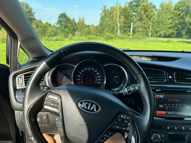 Чорний Кіа Сід, об'ємом двигуна 1.6 л та пробігом 190 тис. км за 9999 $, фото 8 на Automoto.ua