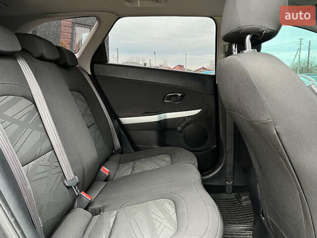 Черный Киа Сид, объемом двигателя 1.58 л и пробегом 147 тыс. км за 9600 $, фото 16 на Automoto.ua