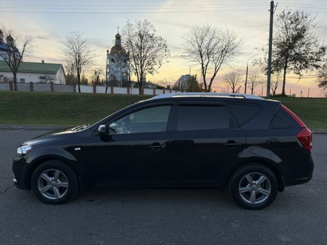 Кіа Сід 2015 у Кривому Розі на Automoto.ua Чорний Кіа Сід, об'ємом двигуна 1.6 л та пробігом 192 тис. км за 6800 $, фото 5 на Automoto.ua