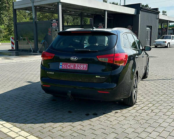 Черный Киа Сид, объемом двигателя 1.6 л и пробегом 189 тыс. км за 9999 $, фото 4 на Automoto.ua