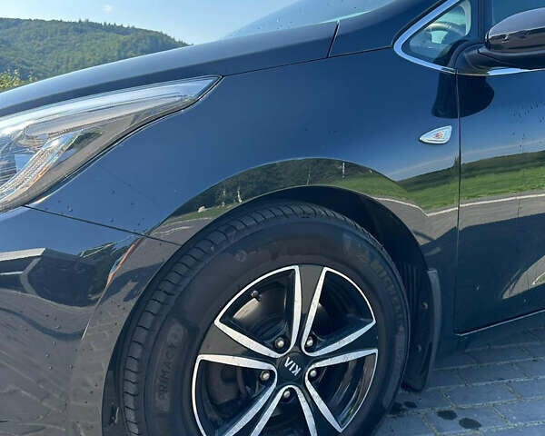 Черный Киа Сид, объемом двигателя 1.6 л и пробегом 189 тыс. км за 9999 $, фото 2 на Automoto.ua