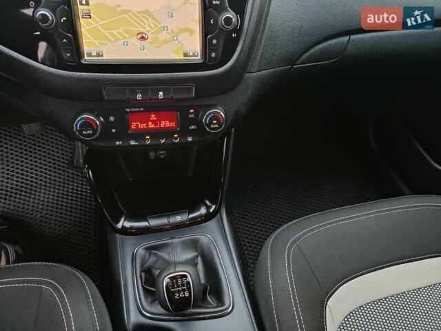 Черный Киа Сид, объемом двигателя 1.58 л и пробегом 207 тыс. км за 11900 $, фото 40 на Automoto.ua