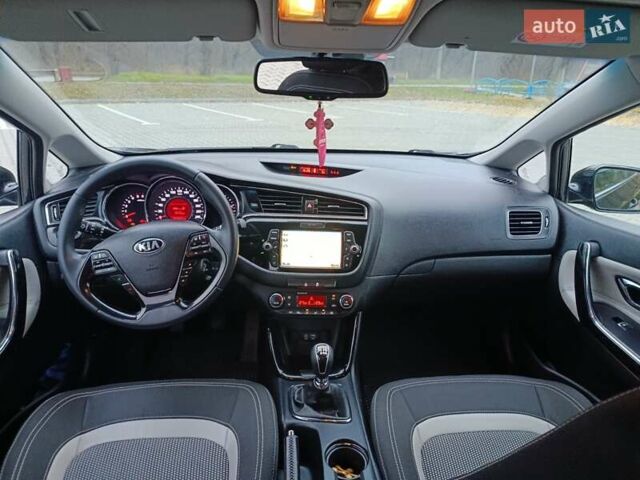 Черный Киа Сид, объемом двигателя 1.58 л и пробегом 207 тыс. км за 11900 $, фото 33 на Automoto.ua